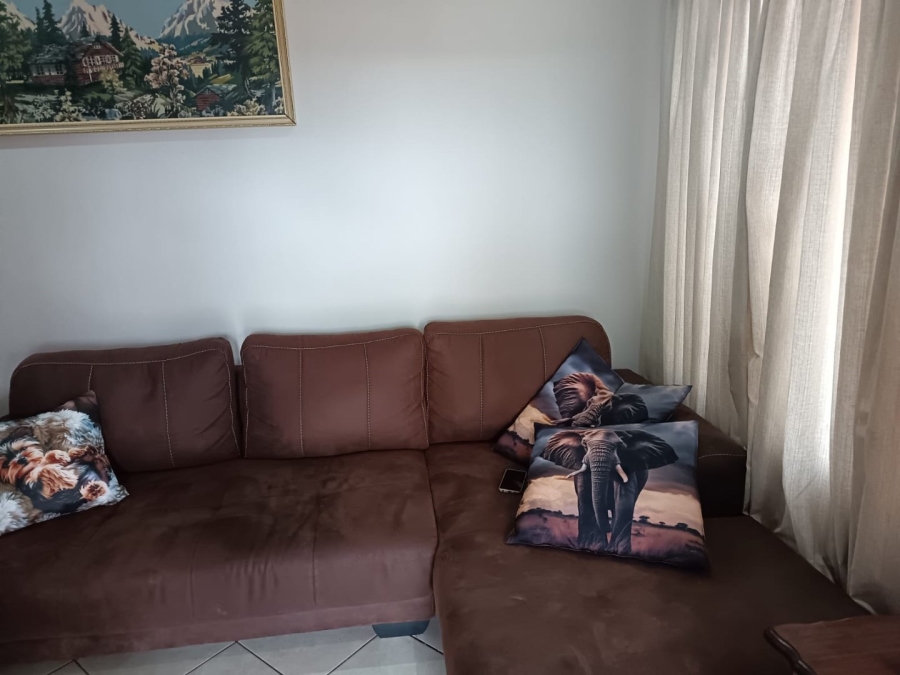 4 Bedroom Property for Sale in Carters Glen Northern Cape
